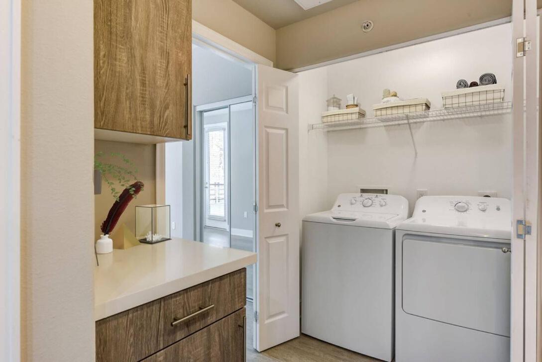 Woodland Hills Luxury 2 Bed Ca Apartamento *